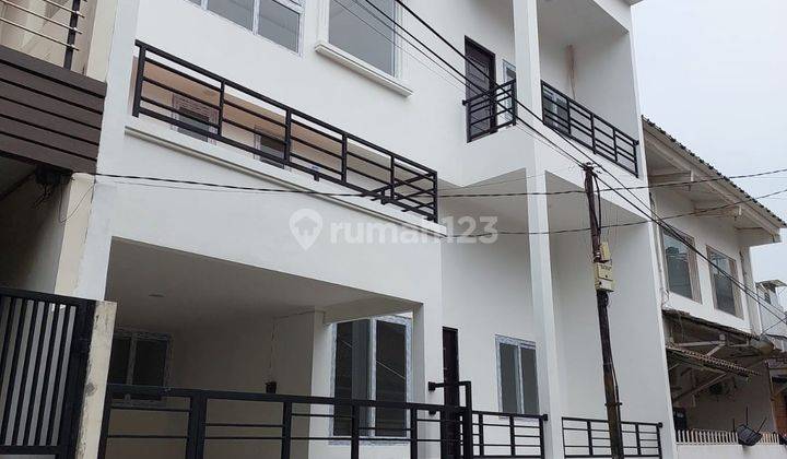 Di Jual Rumah di Sunter Agung SHM  1