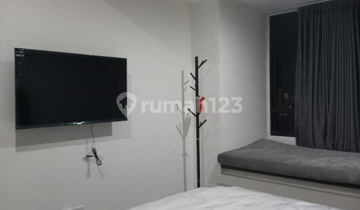 Collins Boulevard Apartment for Rent Near Binus 2