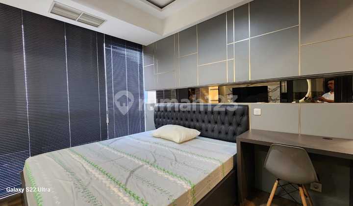 Sewa Apartemen The Smith 1 Kamar Tidur Furnished 2
