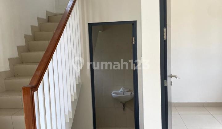 Jual Rumah Sepatan 2 Lantai SHM Kamaya Village Dekat Bandara 2