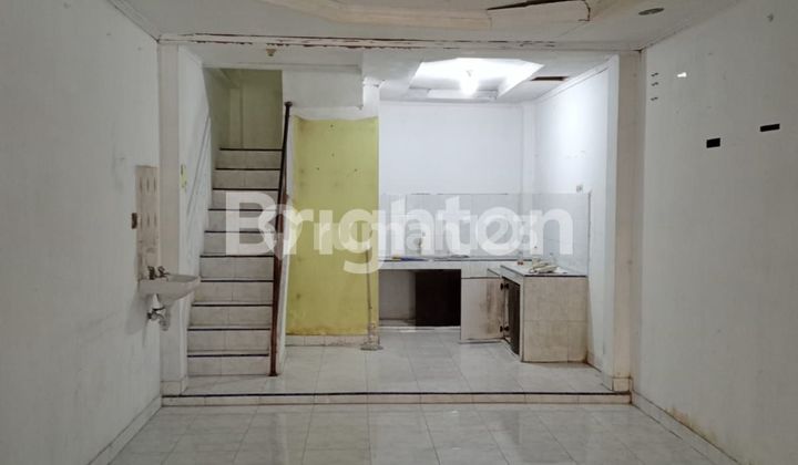 Dijual Rumah di Taman Palem Lestari 2