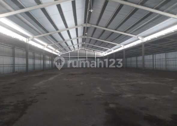 Disewakan Gudang Di Raya Margomulyo Disewakan Gudang Di Raya Margomulyo