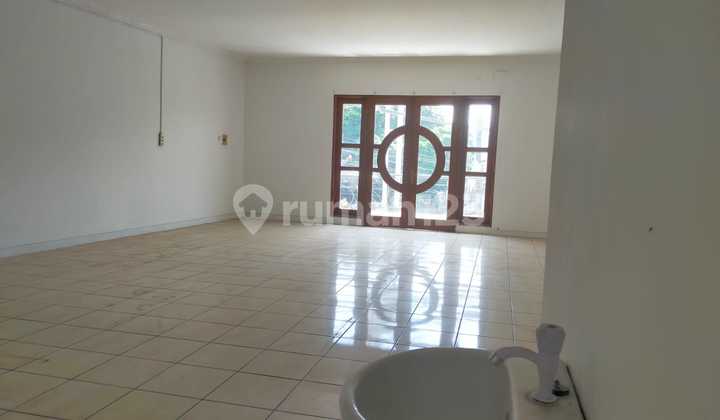 shop house near jec by the main road in kotagede yogyakarta shop house near jec by the main road in kotagede yogyakarta