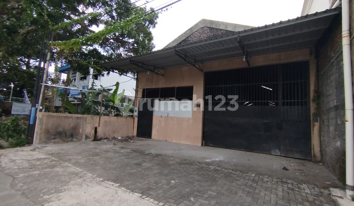 Gudang Cocok untuk Ekspedisi Akses Jalan Lebar