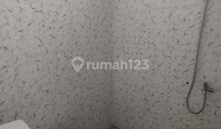 New Shop House Suitable for Office North of Maguwoharjo Stadium 2