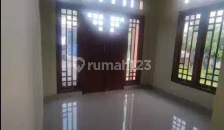 2-Storey House Clean Easy Access Sleman 2