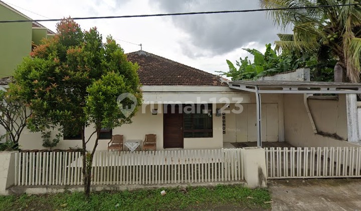 House for sale near Muhammadiyah Kudus University campus. House for sale near Muhammadiyah Kudus University campus.