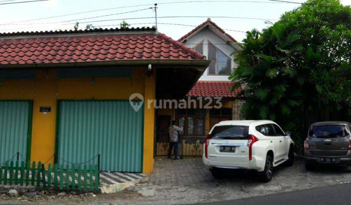 Disewakan Rumah Pinggir Jalan Palagan Dekat Hyatt Ngaglik 1