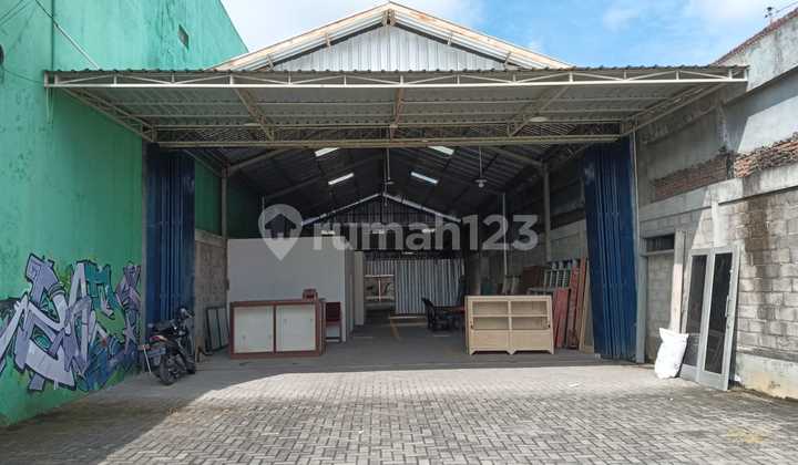 Warehouse for Rent with Tronton Access Near Southern Ring Road Jogja Warehouse for Rent with Tronton Access Near Southern Ring Road Jogja