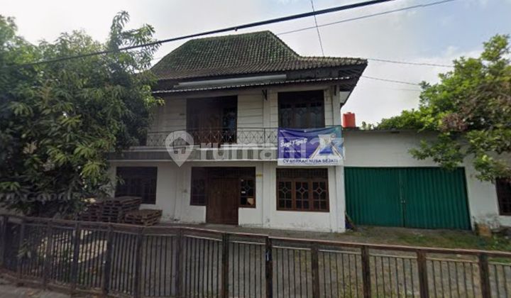 For rent, business space suitable for an office near South Ringroad, Yogyakarta.