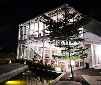 The cafe on Jalan Gombel Lama is still active in Banyumanik, Semarang. 1