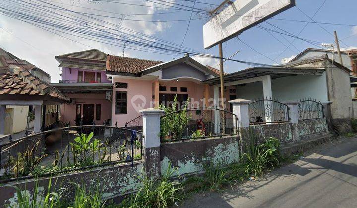 disewakan rumah  cocok untuk keluarga besar condongcatur  sleman 1