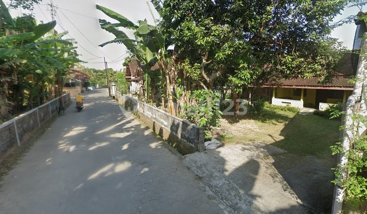 land near Sleman City Hall, Mlati, Sleman