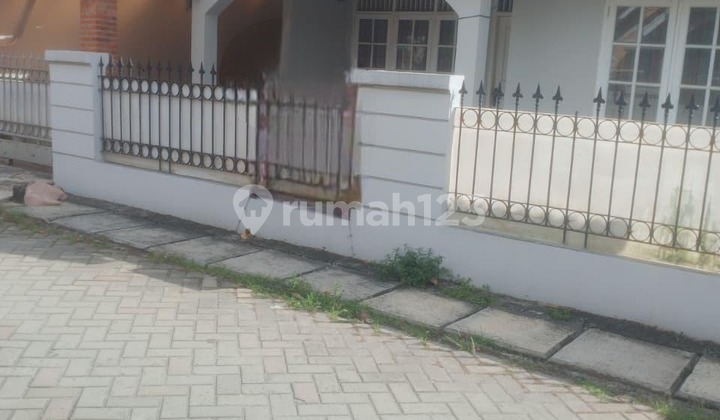 (JKT1256) Dijual Rumah 1,5 Lantai Pinang, Kota Tangerang