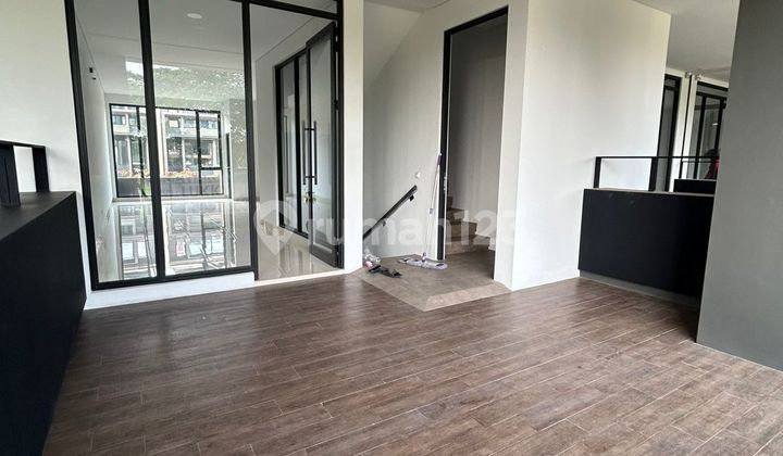 (RK038) Dijual/Disewakan Ruko Daikanyama Commercial Business (RK038) Dijual/Disewakan Ruko Daikanyama Commercial Business