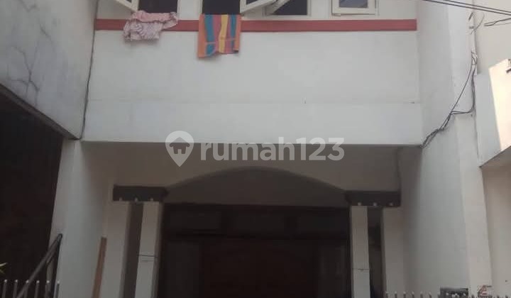 (RM218) Dijual Rumah 2 Lantai Full Beton, Jakarta Selatan 