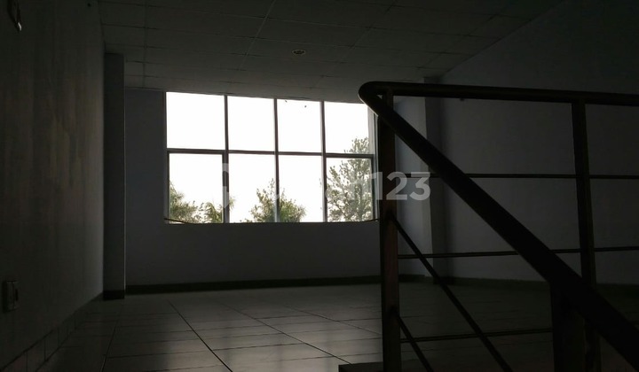 (RKS021) For Rent 3-Storey Shop House in Taman Tekno, BSD City, Serpong (RKS021) For Rent 3-Storey Shop House in Taman Tekno, BSD City, Serpong