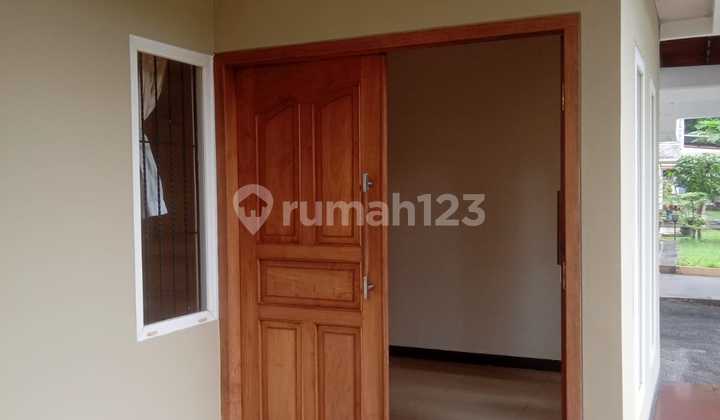 (JKT845) For Sale: 300m2 House in Cemara Cluster, Alam Sutera