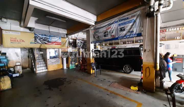 (JKT086), Dijual, 2 Ruko Gandeng, Bouleverd Raya, Gading Serpong