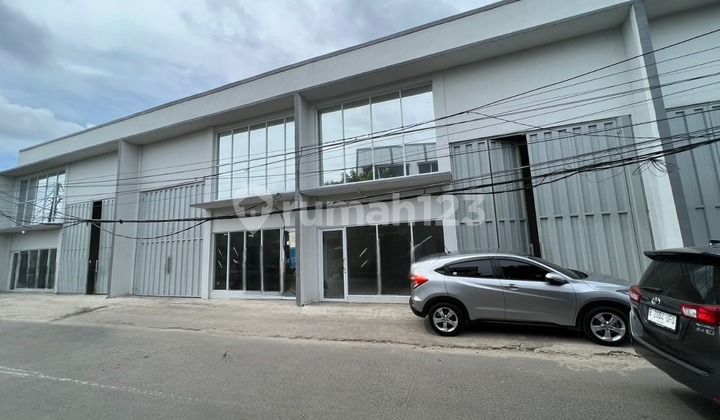 (JKT1263) Dijual/disewakan Gudang Siap Pakai di Kalideres (JKT1263) Dijual/disewakan Gudang Siap Pakai di Kalideres