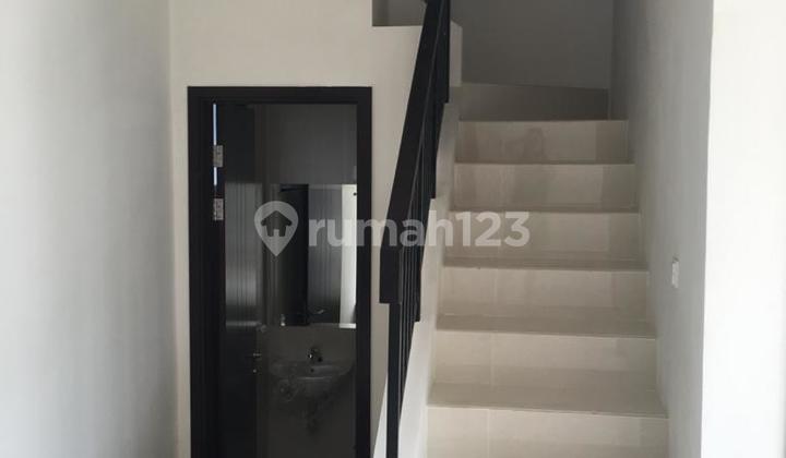 (JKT820) Dijual Rumah Kawasan The Eminent BSD Cluster Precia 