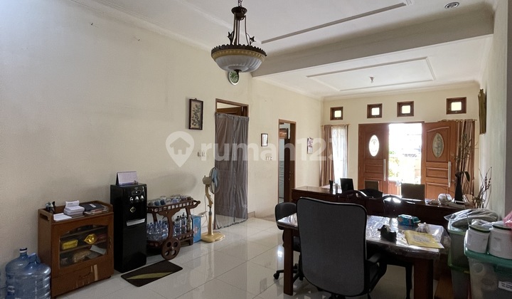 Dijual Cepat Rumah di Kompleks Sekneg Cidodol Kebayoran Lama Jakarta Selatan Semi Furnished Nego Sampai Jadi