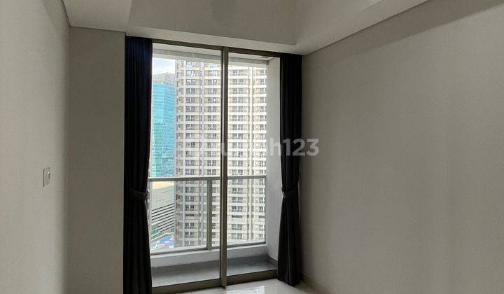 Disewakan Apartemen Taman Anggrek Residence Jakarta Barat 2 BR Semi Furnished Standard Developer Hoek Unit 2