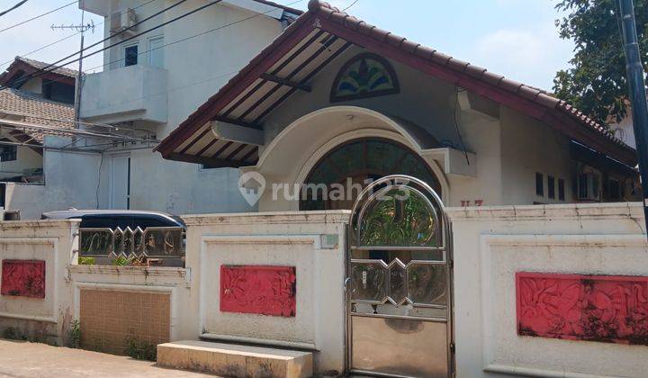 Rumah Hook Luas di Komplek Jatimurni 15 Menit Ke Tol Jatiwarna 2