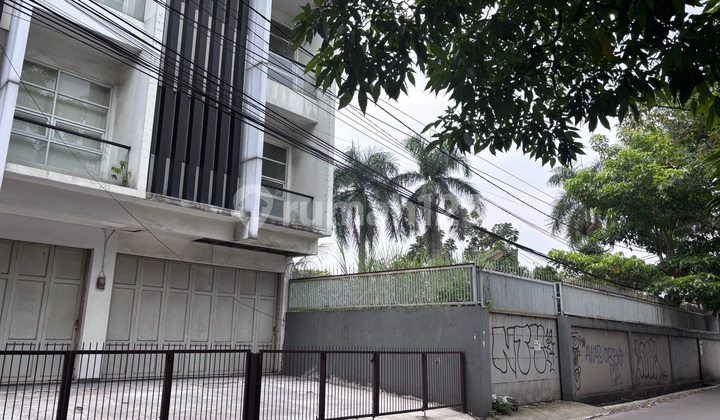 Selling Shop Houses in Rendeng, Can Be Purchased in Units, Near City Center, Culinary Spots, Places of Worship, Suitable for Offices and Tutoring Centers. Selling Shop Houses in Rendeng, Can Be Purchased in Units, Near City Center, Culinary Spots, Places of Worship, Suitable for Offices and Tutoring Centers.