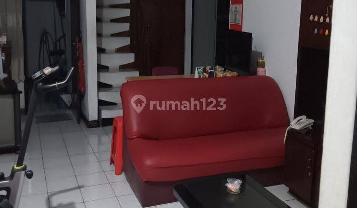 Rumah 2 Lantai Kondisi Bagus Ditengah Kota Hanya 10 Menit Ke TSM Bandung Rumah Semi Furnished Bagus SHM - Sertifikat Hak Milik di Cibangkong, Gatot Subroto 1