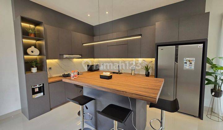 Rumah Baru Design Mandiri Modern Semi Furnished Di Kencana Loka Bsd 2