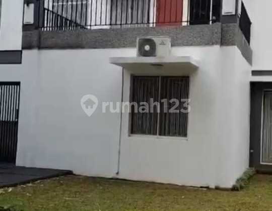 Well-Maintained House in BSD Cluster Jade, 2 Floors, Hook, Ready to Live In 2