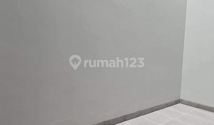 Brand New House in BSD City Green Cove, 2-Story Corner Unit, Ready to Occupy 2
