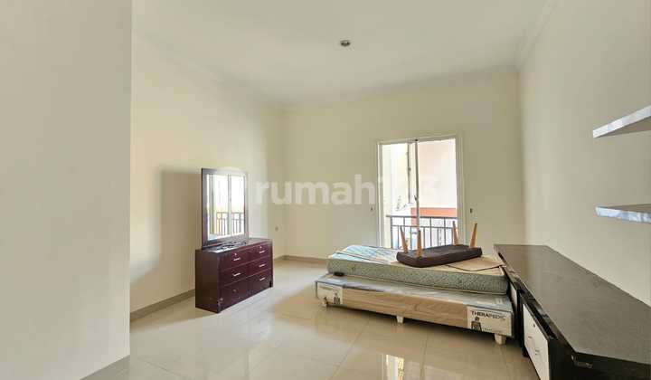 Aristoteles Cluster Gading Serpong Nice House, Semi Furnished 2