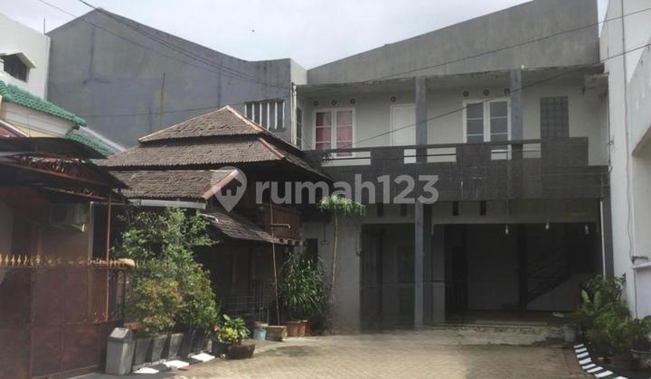 Nice House in Cipondoh Tangerang, 2 Floors, Spacious, Ready to Occupy Nice House in Cipondoh Tangerang, 2 Floors, Spacious, Ready to Occupy