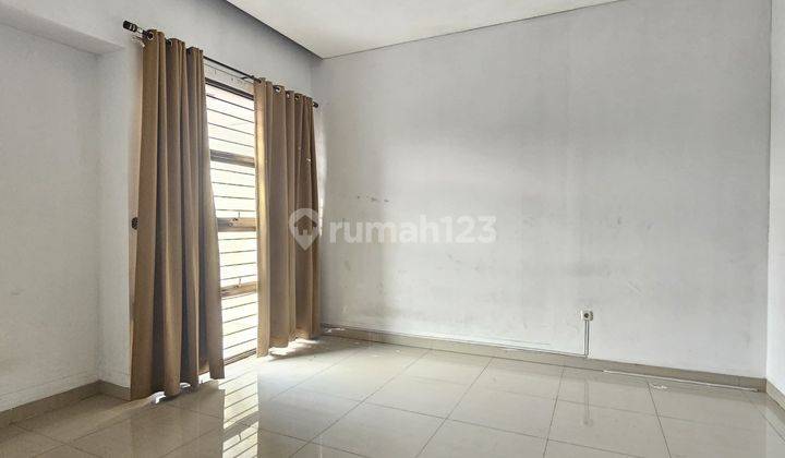 Disewakan Rumah Bangunan Mandiri Semi Furnished Di Alam Sutera 2