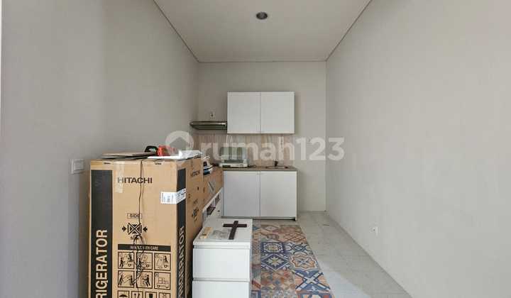 HOUSE IN BSD EMINENT 2 STORIES ALREADY RENOVATED VERY NICE READY TO OCCUPY 2