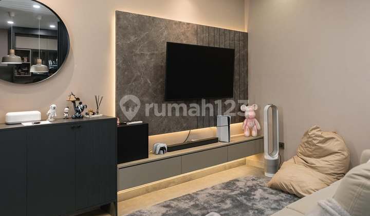 Beautiful House in Gading Serpong 2 Floors Semi-Furnished Ready to Occupy