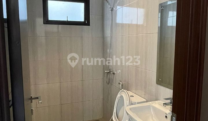 FOR SALE CORNER HOUSE BEAUTIFUL READY TO OCCUPY IN THE MOZIA BSD 2