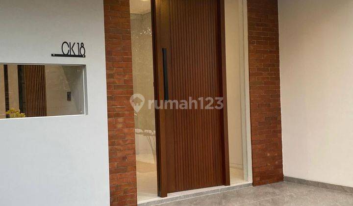 Rumah Modern Baru Di Sevilla, Kencana Loka Bsd Lingkungan Asri 2