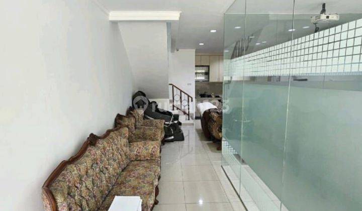 Dijual ruko bagus 2,5 lantai di Menteng Bintaro 1