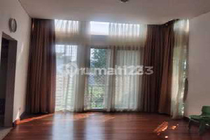 Rumah Sewa Semi Furnisheddi Kebayoran Residence Bintaro 2
