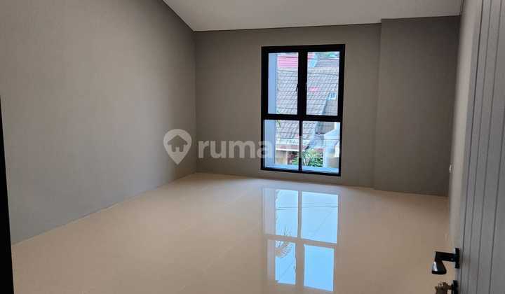 Two-story corner house ready for occupancy in a cluster in Ciater. 2