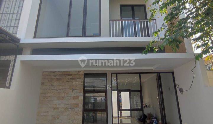 Dijual Rumah , Siap Huni , Dekat Stasiun Di Bintaro Sektor 9 1