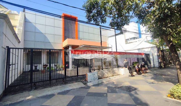 Rumah bagus 2 lantai ex klinik kulit kelamin, Raya Kertajaya Indah-Surabaya 2