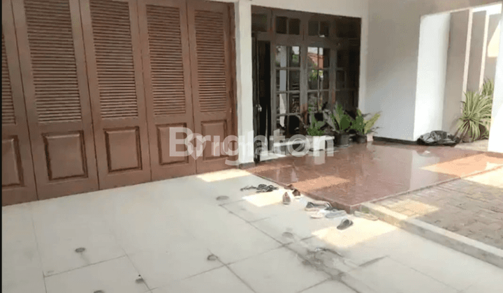 Rumah Bagus & Siap Huni Tenggilis Tengah-Surabaya 2