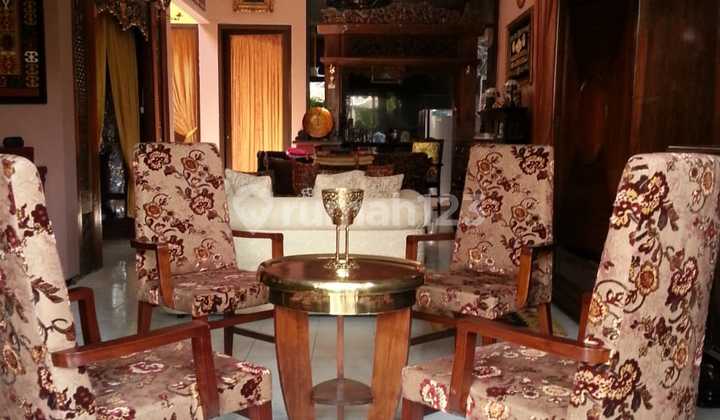 Rumah 2 lantai Nuansa Bali, Nirwana Eksekutif-Surabaya