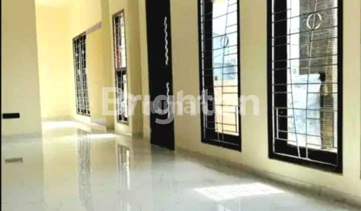 Luxury House, near Merdeka University, Ketintang Madya-Surabaya. 2