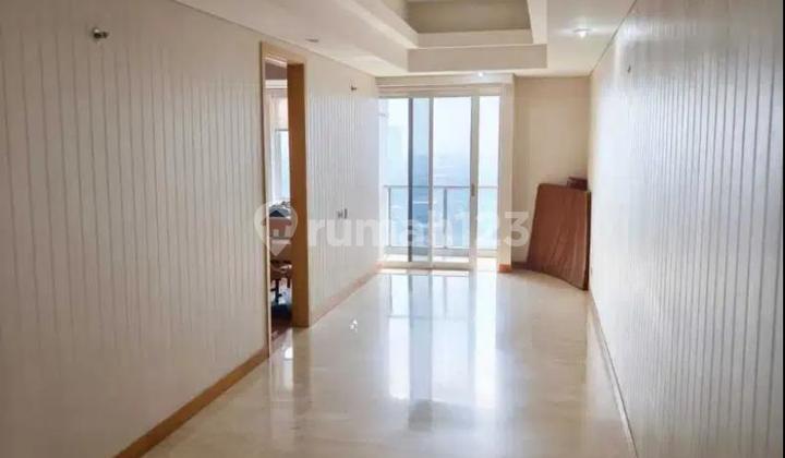 For Sale at a Loss Nice Apartment, One East Surabaya For Sale at a Loss Nice Apartment, One East Surabaya