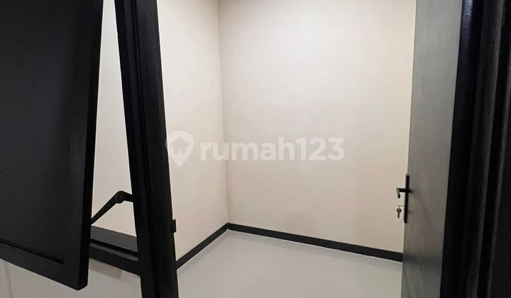 Rumah 2 lantai Siap Huni, Kencana Sari Barat-Surabaya 2
